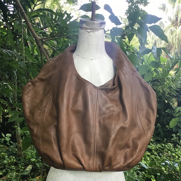 Vintage 80s soft leather shoulder Bag - Picture 2 of 5